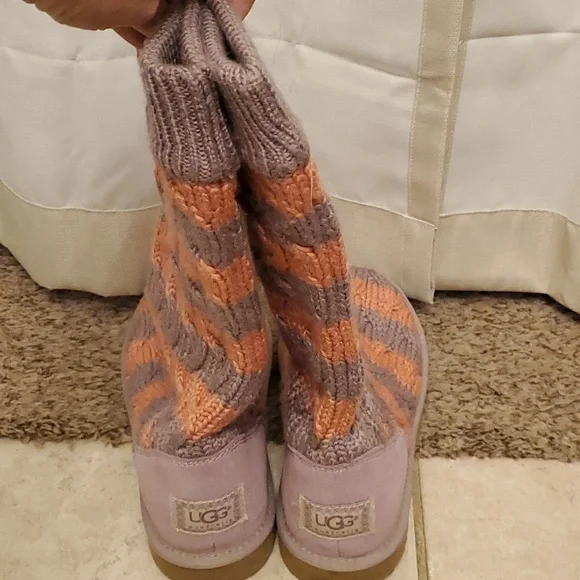 Ugg Sweater Boots pink and purple - Picture 3 of 5